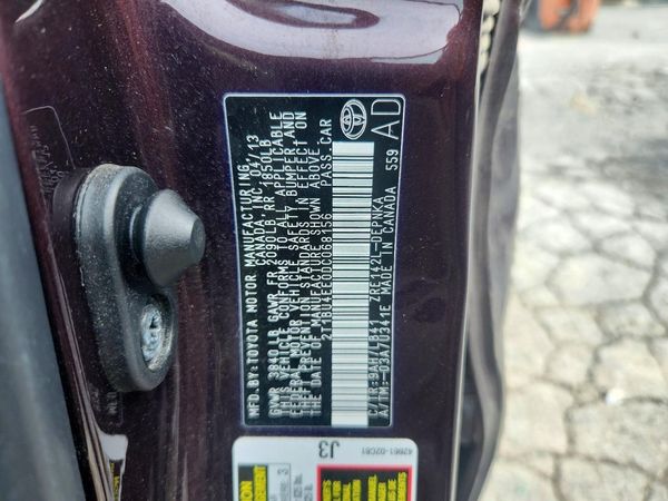 2013 TOYOTA COROLLA