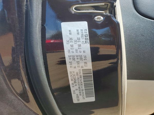 2017 CHRYSLER PACIFICA Touring L Plus — VINS