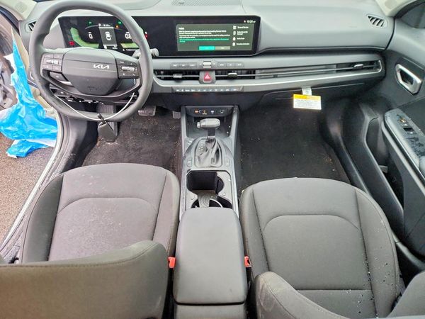 2026 KIA K4 LX, LXS