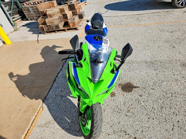 2024 KAWASAKI ZX400