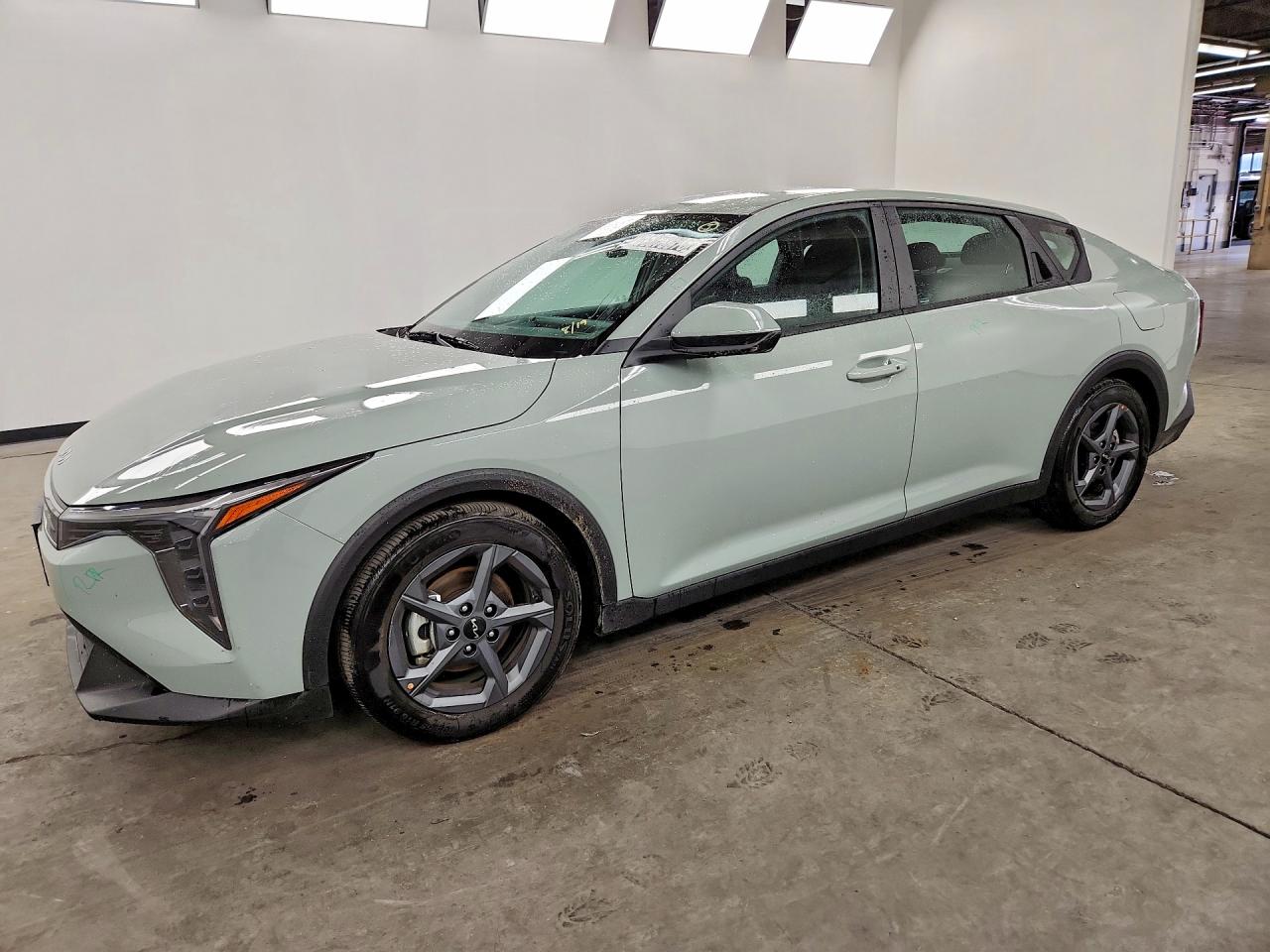 2026 KIA K4 LX, LXS