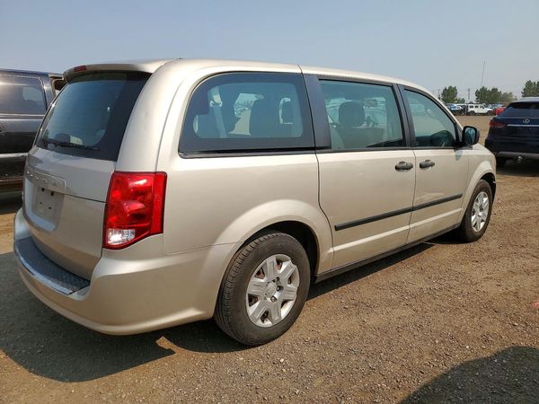 2013 DODGE GRAND CARAVAN SE
