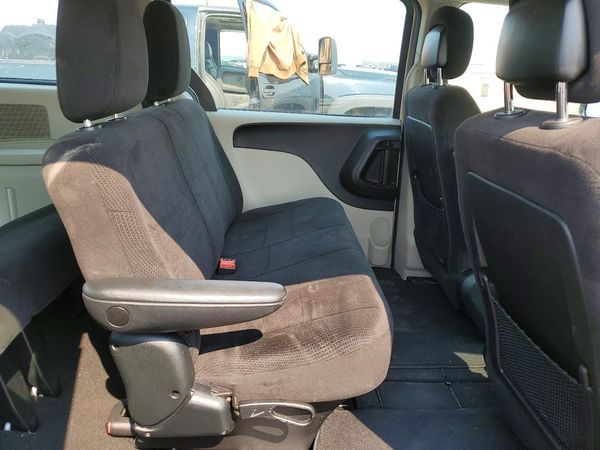2013 DODGE GRAND CARAVAN SE