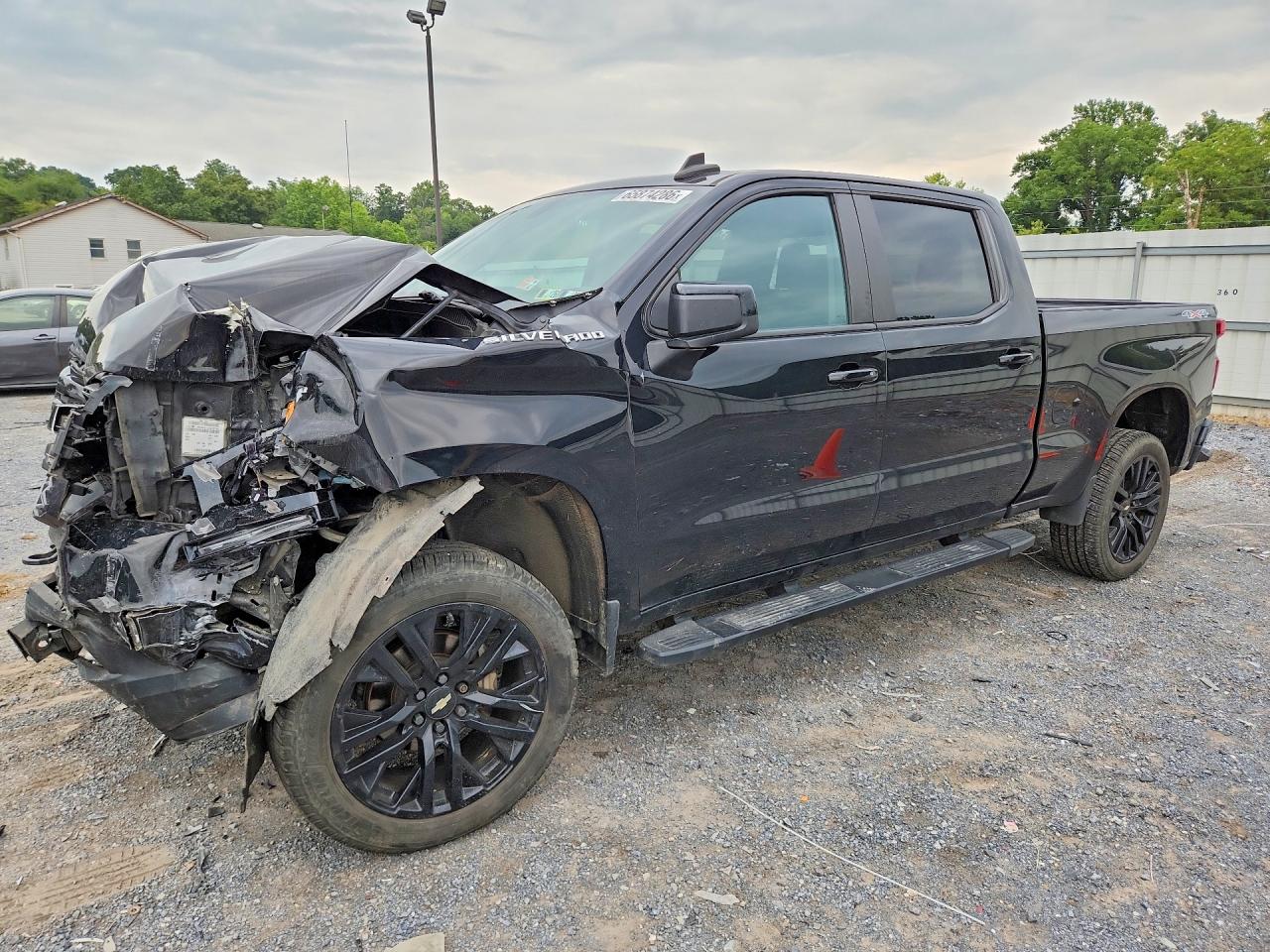 2019 CHEVROLET SILVERADO RST — Front 3/4