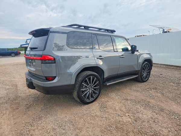 2024 LEXUS GX 550