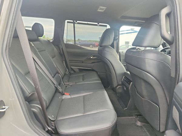 2024 LEXUS GX 550