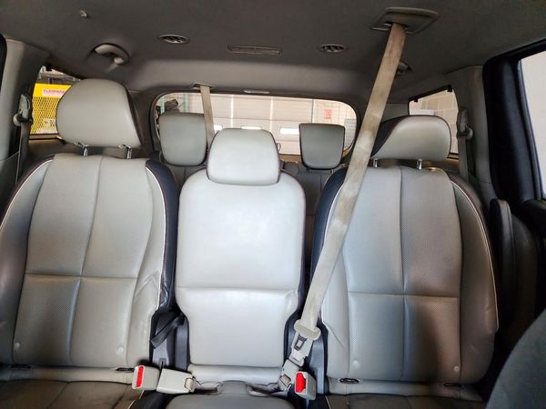 2017 KIA SEDONA