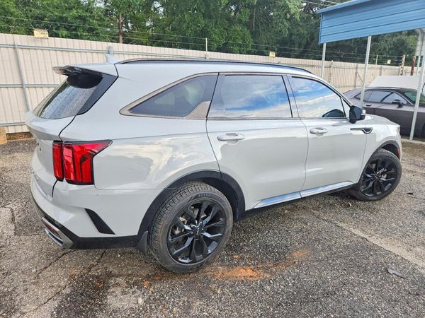 2022 KIA SORENTO