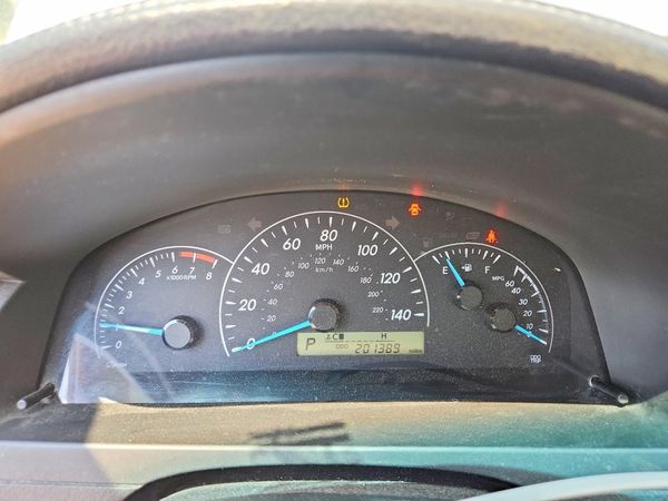 2012 TOYOTA CAMRY