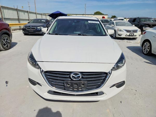 2018 MAZDA 3