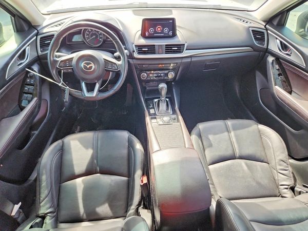 2018 MAZDA 3