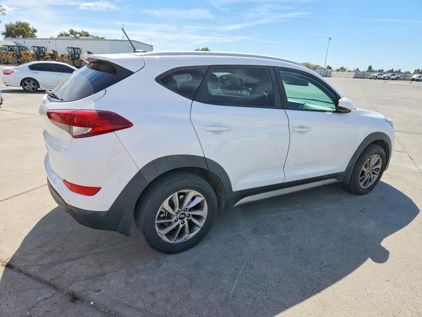 2017 HYUNDAI TUCSON