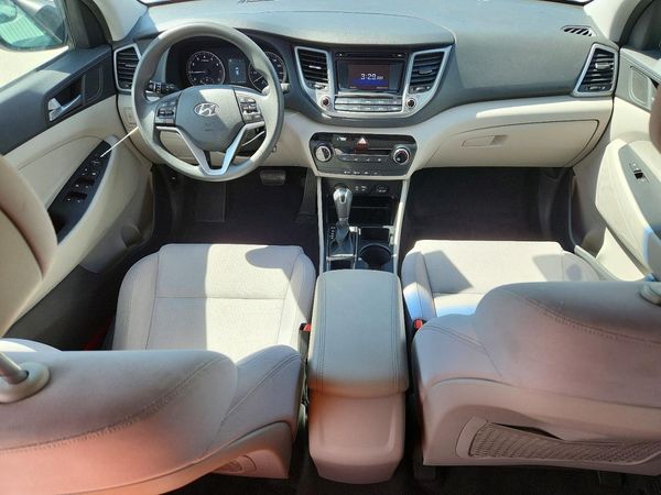 2017 HYUNDAI TUCSON