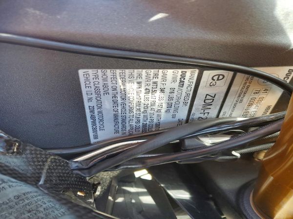 2012 DUCATI SUPERBIKE