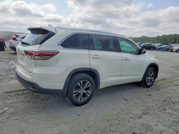 2016 TOYOTA HIGHLANDER