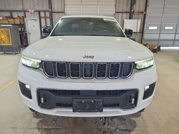 2022 JEEP GRAND CHEROKEE