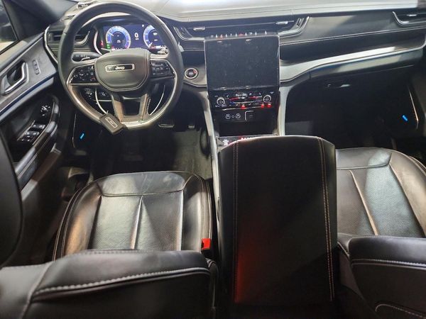 2022 JEEP GRAND CHEROKEE