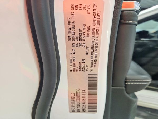 2022 JEEP GRAND CHEROKEE