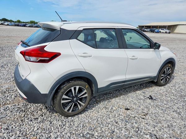 2019 NISSAN KICKS