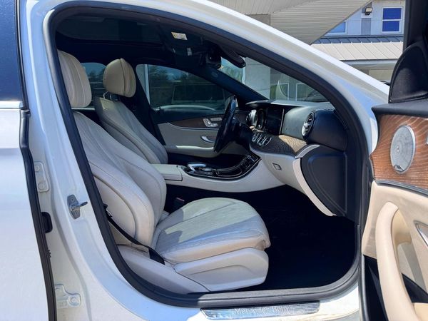 2017 MERCEDES-BENZ E E300