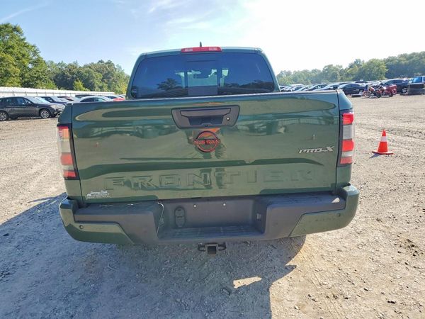 2023 NISSAN FRONTIER Crew Cab