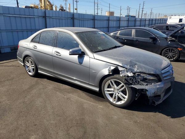 2012 MERCEDES-BENZ C C250
