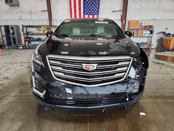 2018 CADILLAC XT5