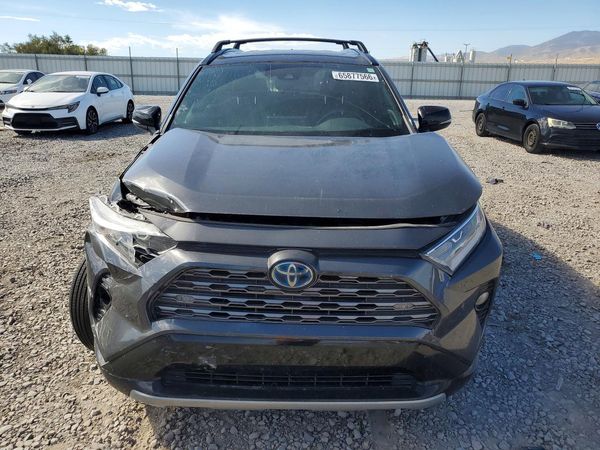 2020 TOYOTA RAV4 XSE HV
