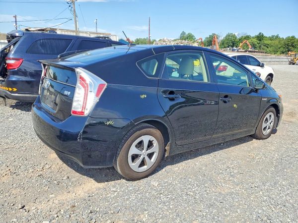 2012 TOYOTA PRIUS