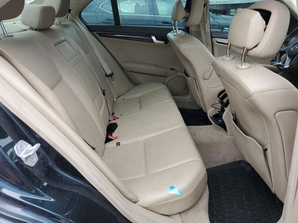 2012 MERCEDES-BENZ C