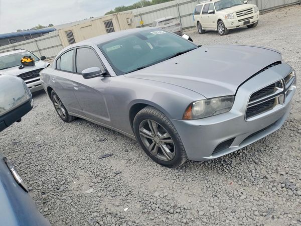 2014 DODGE CHARGER SE