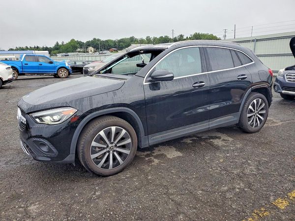 2022 MERCEDES-BENZ GLA