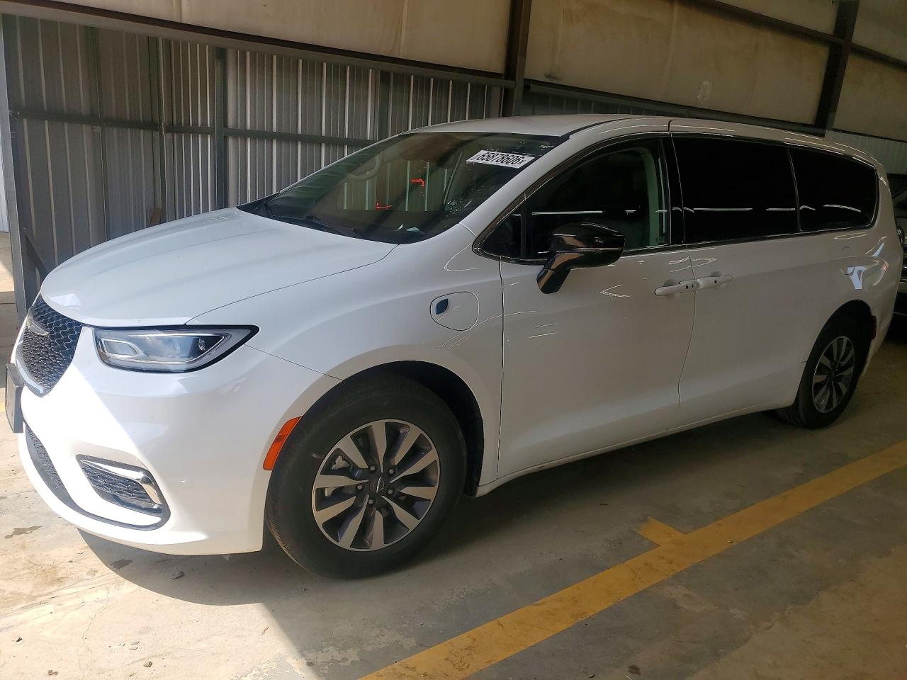 2024 CHRYSLER PACIFICA Select