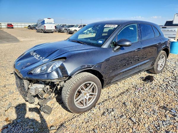 2018 PORSCHE MACAN