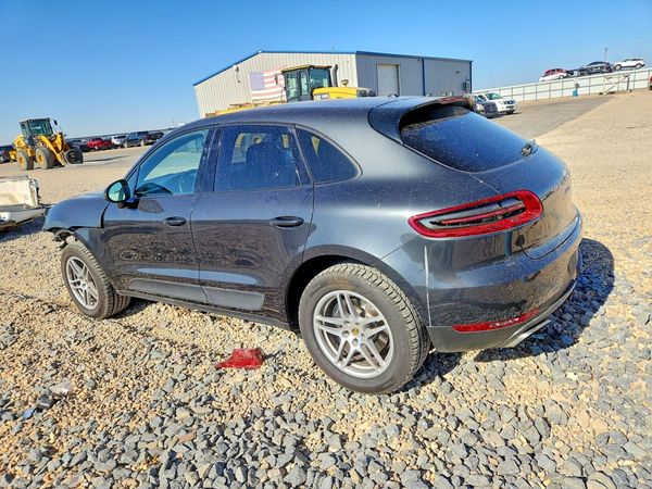 2018 PORSCHE MACAN