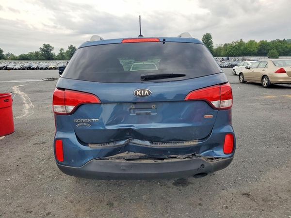 2015 KIA SORENTO GL