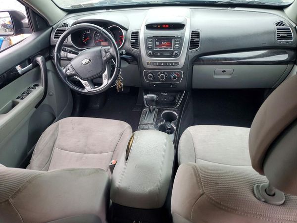 2015 KIA SORENTO GL