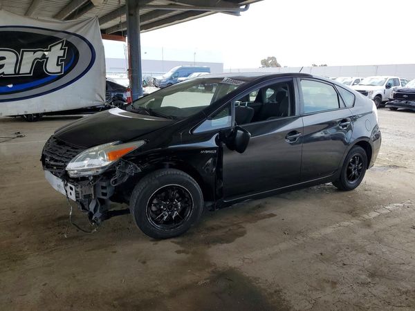 2014 TOYOTA PRIUS
