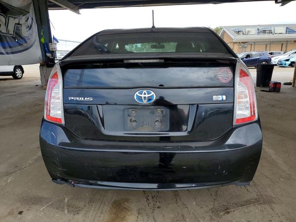 2014 TOYOTA PRIUS