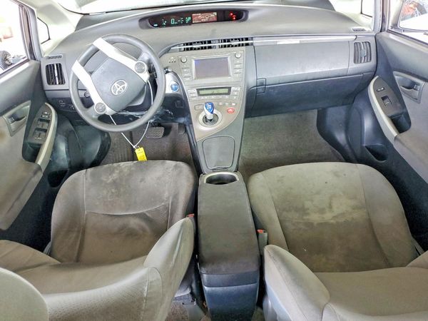 2014 TOYOTA PRIUS