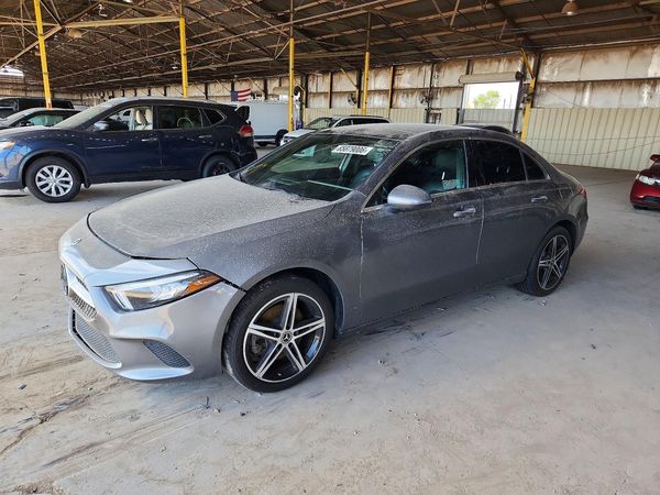 2019 MERCEDES-BENZ A-CLASS A220 — Front 3/4