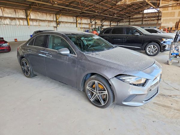 2019 MERCEDES-BENZ A-CLASS A220 — Passenger 3/4