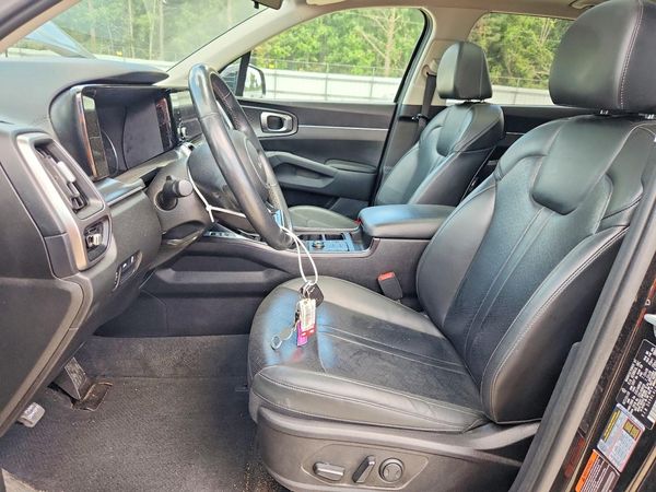 2023 KIA SORENTO S