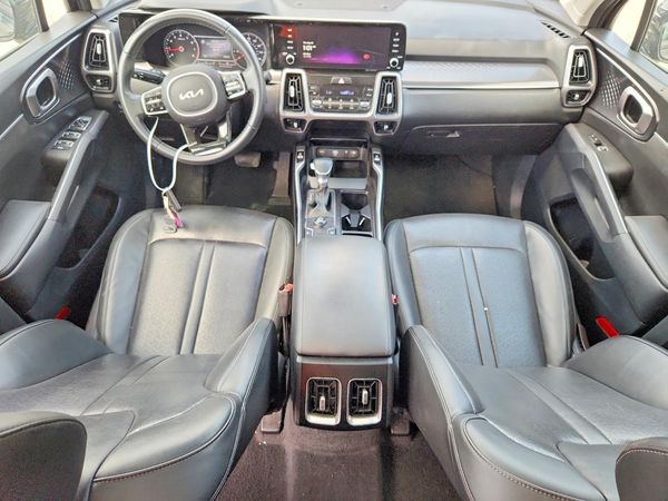 2023 KIA SORENTO S
