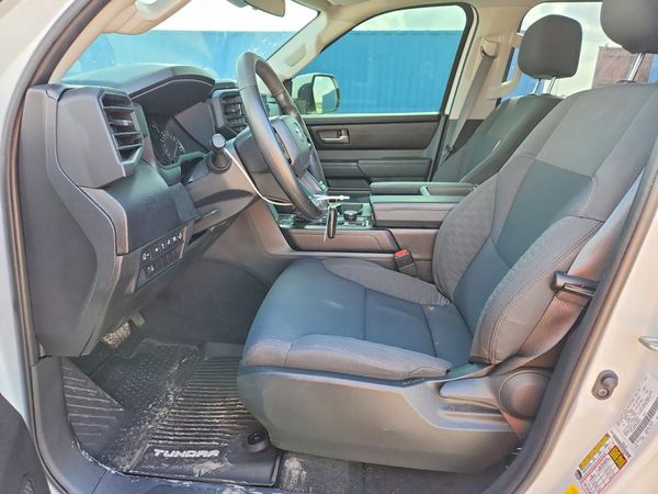 2023 TOYOTA TUNDRA SR5
