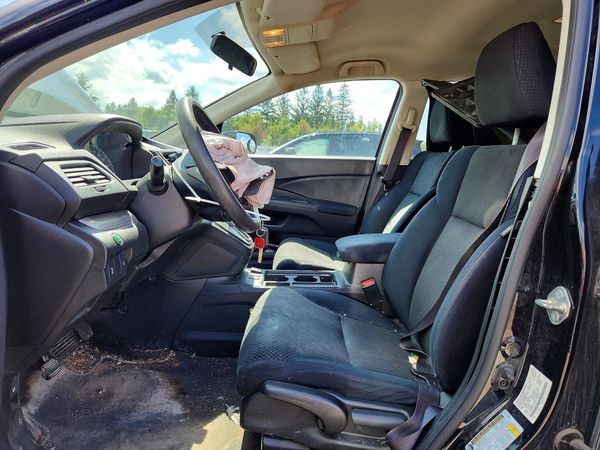 2015 HONDA CRV LX — DENT