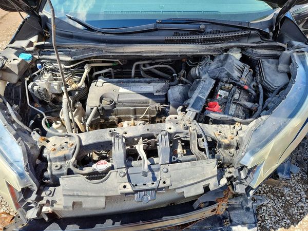 2015 HONDA CRV LX — Engine bay