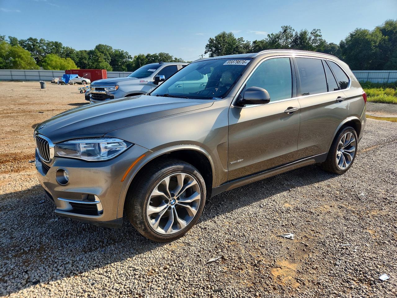 2017 BMW X5 xDrive35i — Front 3/4