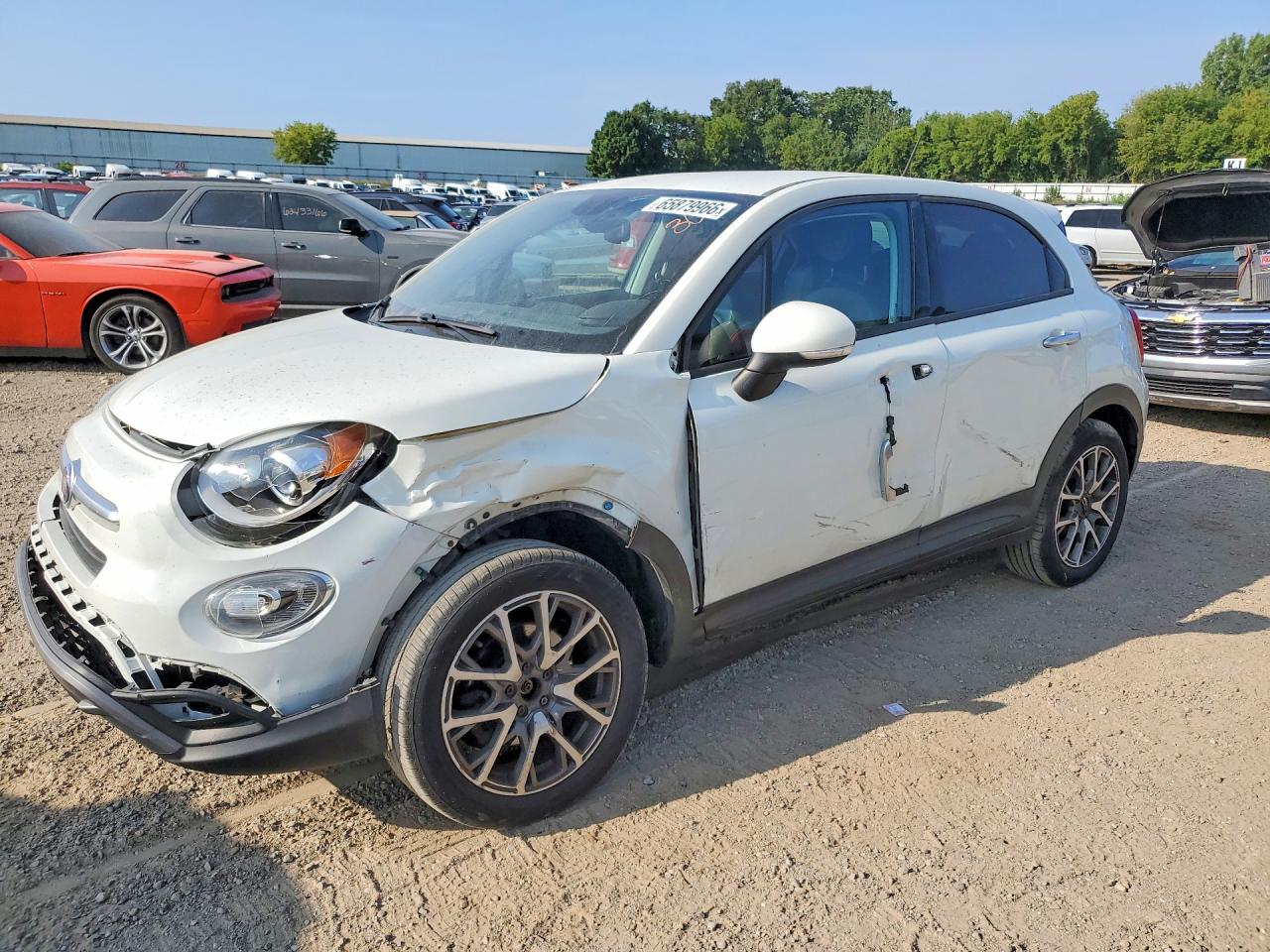 2016 FIAT 500 TREKKING PLUS — Front 3/4