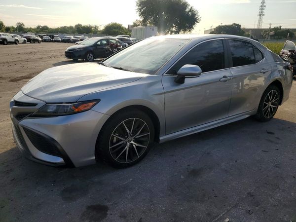2023 TOYOTA CAMRY
